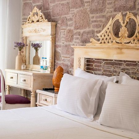 Cunda Mor Limon Otel Ayvalı Extérieur photo